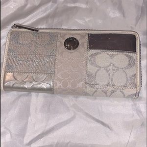 COACH SIGNATURE-STRIPE PATCHWORK WHITE Wallet